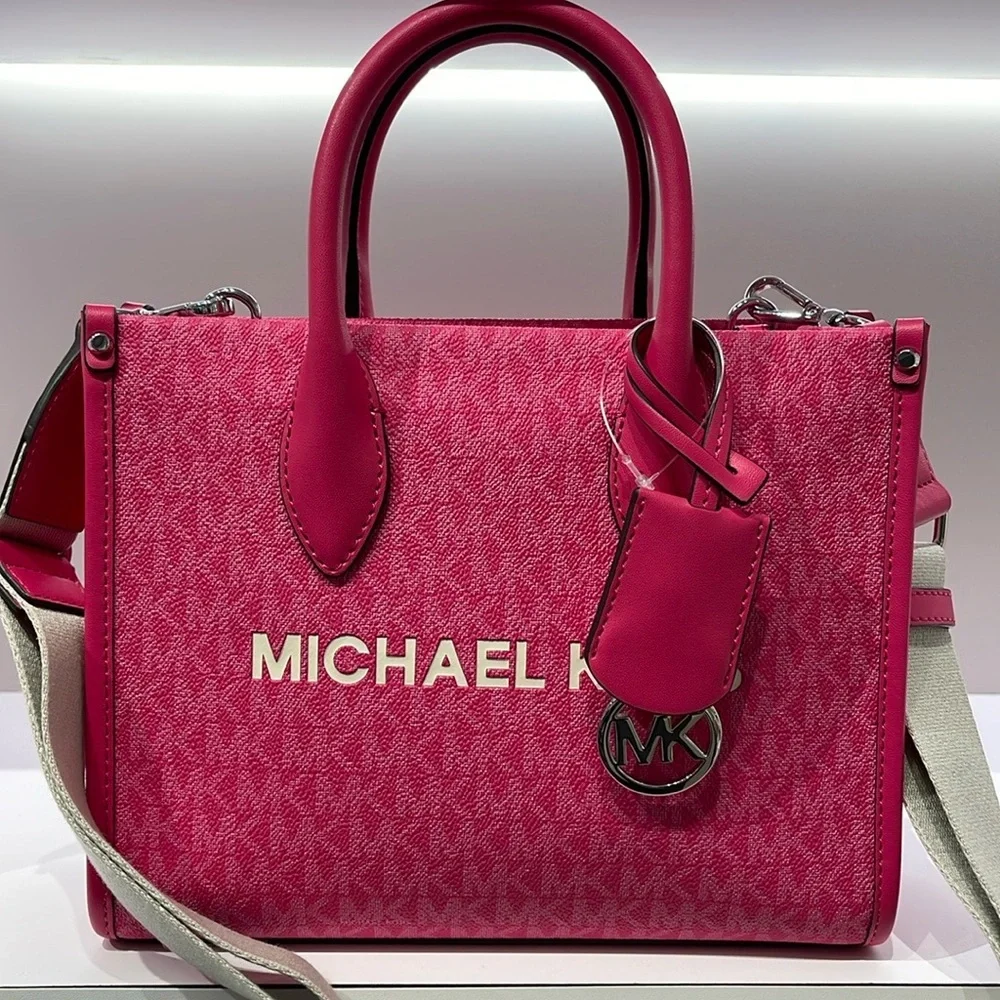 Michael Kors Mirella Small Signature Logo Crossbody Bag
Dragonfruit
NWT - Picture 8 of 16